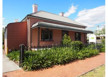 Clinic photo/Office of Dr. DR JOHNNY CHAN