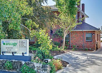 Clinic photo/Office of Dr. DR LACHLAN DODDS