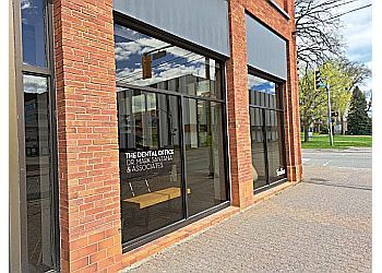 Clinic photo/Office of Dr. DR. MARK SANTANA