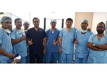 Clinic photo/Office of Dr. DR. MAYANK MEHROTRA