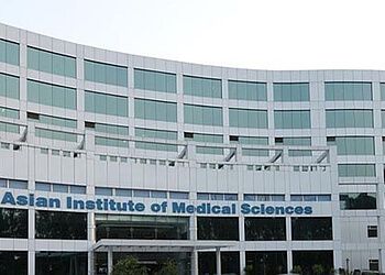 Clinic photo/Office of Dr. DR. MUKESH PANDEY