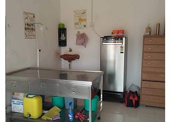 Clinic photo/Office of Dr. DR. NINAD YAGNIK VETERINARY CLINIC