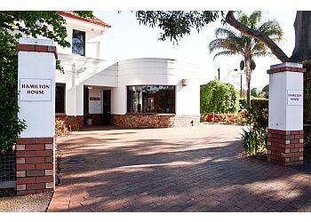 Clinic photo/Office of Dr. DR RICHARD HAMILTON