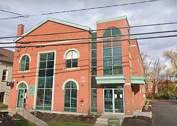 Clinic photo/Office of Dr. DR. SIMON ROY