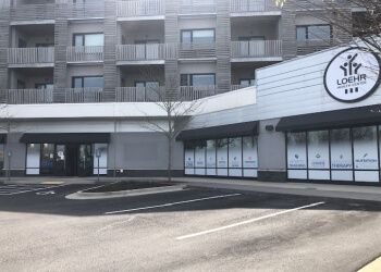 Clinic photo/Office of Dr. DR. STEVEN LOEHR