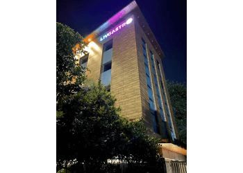 Clinic photo/Office of Dr. DR. VIJAY KUMAR RAI