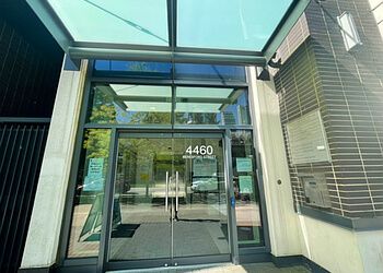 Clinic photo/Office of Dr. DR. YOTIS TSAPARAS