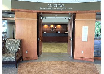 Clinic photo/Office of Dr. E. LYLE CAIN