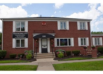 Clinic photo/Office of Dr. E. ROY FINLEY