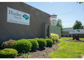 Clinic photo/Office of Dr. EDWARD GLOWSKI