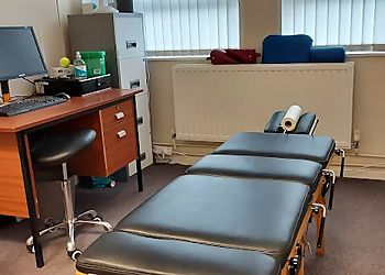 Clinic photo/Office of Dr. FOREST HALL CHIROPRACTIC CLINIC