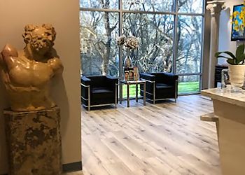 Clinic photo/Office of Dr. GRANGER B. WONG