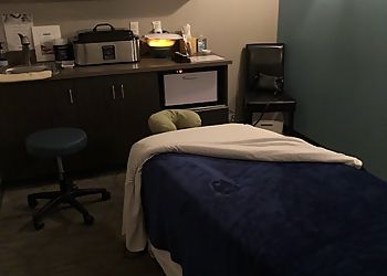 Clinic photo/Office of Dr. HAND AND STONE MASSAGE AND FACIAL SPA