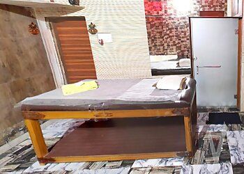 Clinic photo/Office of Dr. H.R BODY SPA