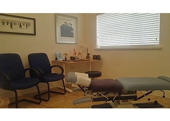 Clinic photo/Office of Dr. IN-HEALTH FAMILY CHIROPRACTIC CENTRE
