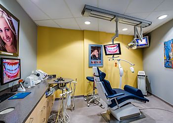 Clinic photo/Office of Dr. JACK RINGER