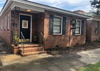 Clinic photo/Office of Dr. JAY MYERS