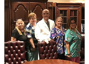 Clinic photo/Office of Dr. KENNETH I. LIPOW