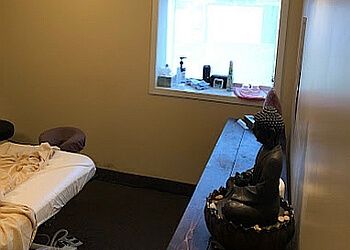 Clinic photo/Office of Dr. KNEAD TO UNWIND MASSAGE THERAPY
