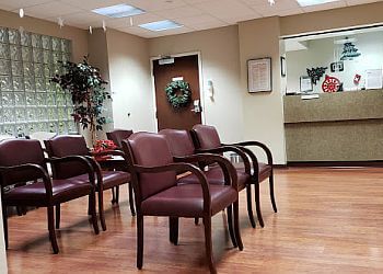 Clinic photo/Office of Dr. L. WAYNE HOUK