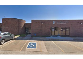 Clinic photo/Office of Dr. LANCE HARDISON