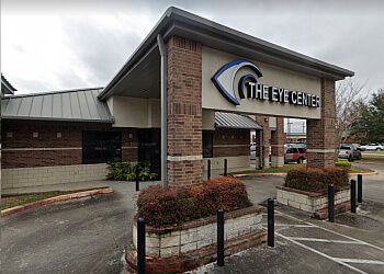 Clinic photo/Office of Dr. LARRY P. ALEXANDER