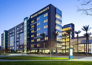 Clinic photo/Office of Dr. LEE LIN