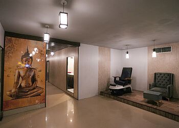 Clinic photo/Office of Dr. LUXE