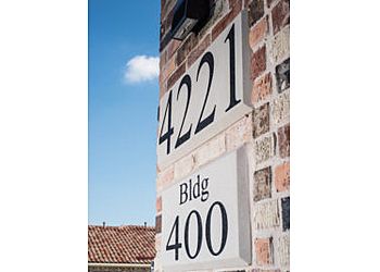 Clinic photo/Office of Dr. LYNNE M. LUTZ