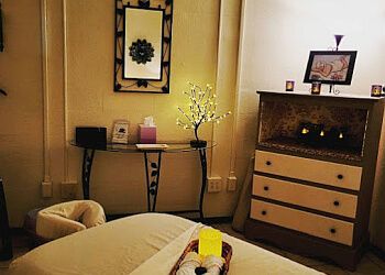 Clinic photo/Office of Dr. MANA&#x27;S MASSAGE