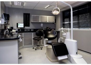 Clinic photo/Office of Dr. MAPLE DENTALCARE LTD