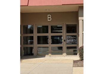 Clinic photo/Office of Dr. MARK R. GRUBB