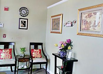 Clinic photo/Office of Dr. MASSAGE AVENUE