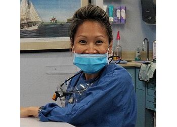 Clinic photo/Office of Dr. MONLEUDY BRACKEN