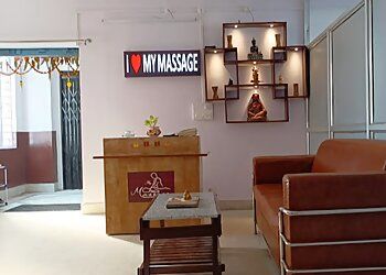 Clinic photo/Office of Dr. MY MASSAGE