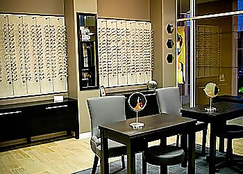 Clinic photo/Office of Dr. OMAR DE LA CRUZ