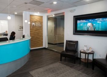 Clinic photo/Office of Dr. PAUL FREEMAN