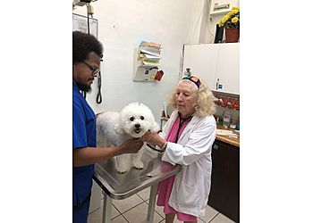Clinic photo/Office of Dr. PET PARADE