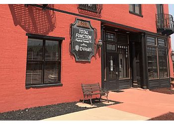 Clinic photo/Office of Dr. PETER DE JONG