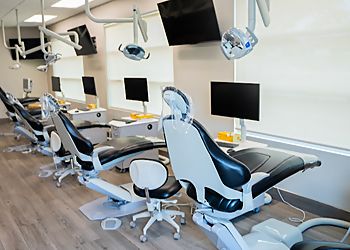 Clinic photo/Office of Dr. PHIL J. RA