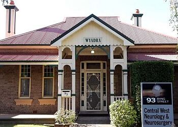 Clinic photo/Office of Dr. PROF SIMON HAWKE