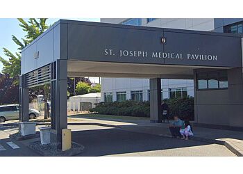 Clinic photo/Office of Dr. R. ANTONIO SECAIRA