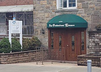 Clinic photo/Office of Dr. RALPH PATERNOSTER