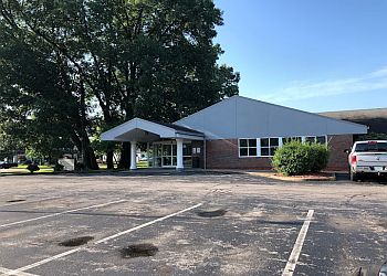 Clinic photo/Office of Dr. RANDALL L. OLIVER