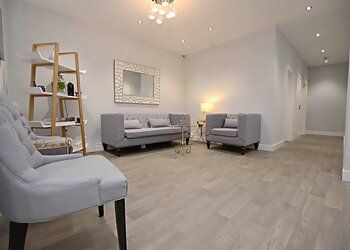 Clinic photo/Office of Dr. READING SMILES