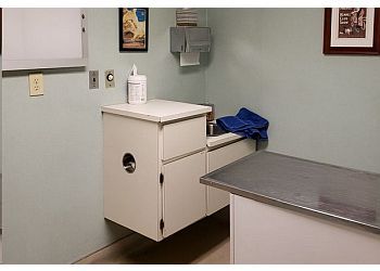 Clinic photo/Office of Dr. REDWOOD VETERINARY CLINIC