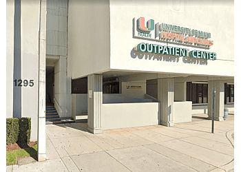 Clinic photo/Office of Dr. RICARDO JORGE KOMOTAR