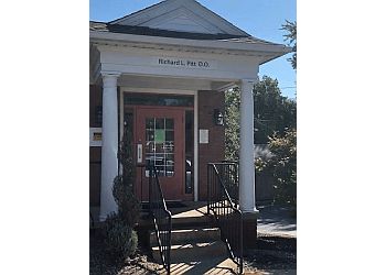 Clinic photo/Office of Dr. RICHARD L. PITT