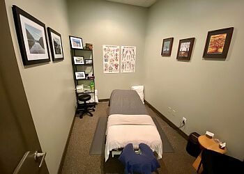 Clinic photo/Office of Dr. RIVERSIDE MASSAGE THERAPY &amp; CHIROPRACTIC