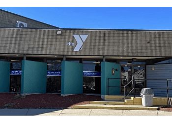 Clinic photo/Office of Dr. ROBERT M.